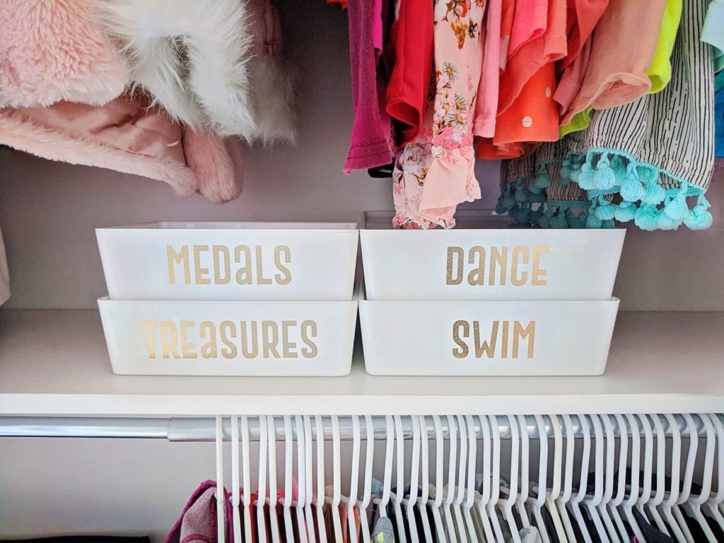 Easy Kids Closet Organization