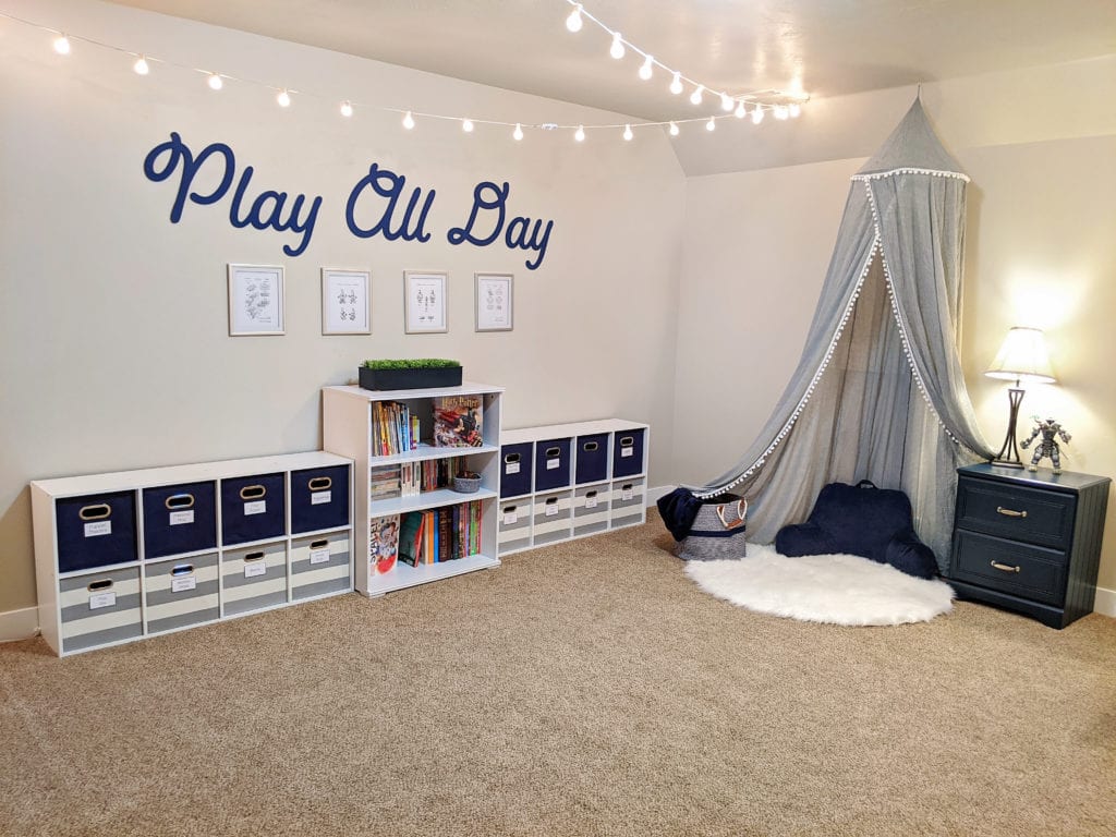 Minimalist playroom decor