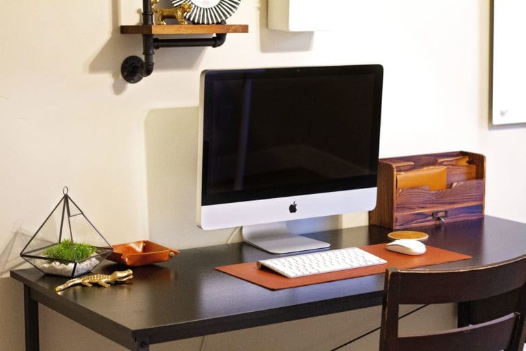 11 AWESOME DESIGN TIPS for a Stylish Minimalist Home Office