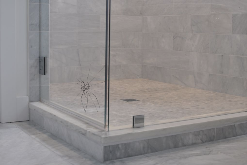 How to Keep Glass Shower Door Clean + 10 Tips to Clean Shower Glass