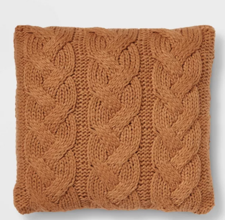 35 Fall throw pillows to transform your home This Fall