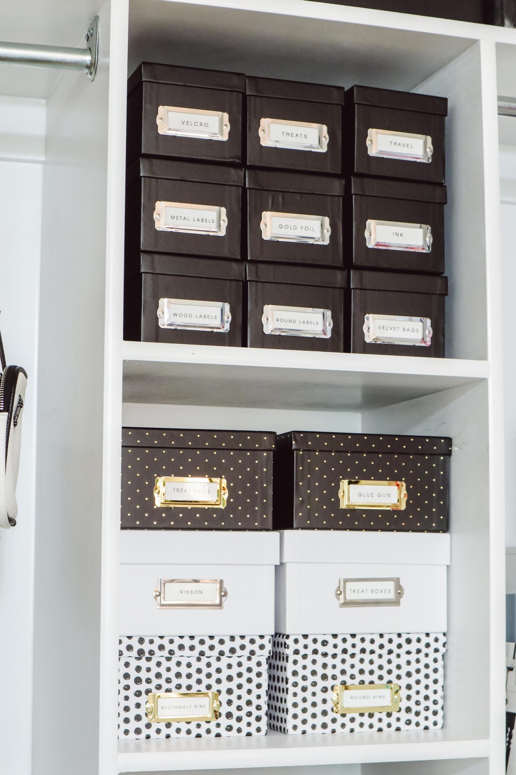 How to Organize Your Office: Tips for Tidying Up Your Workspace