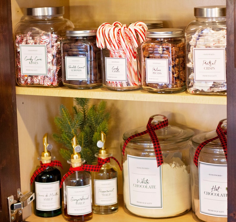 Christmas themed hot cocoa bar Christmas bucket list item