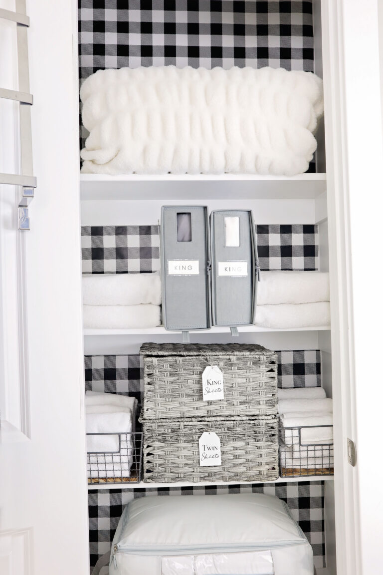 The Ultimate Guide to Organizing Your Linen Closet: How to Create a System That Works