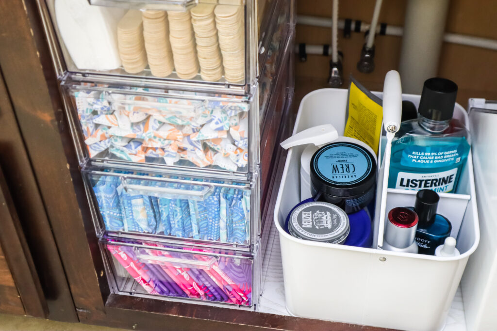 How to organize bathroom drawers