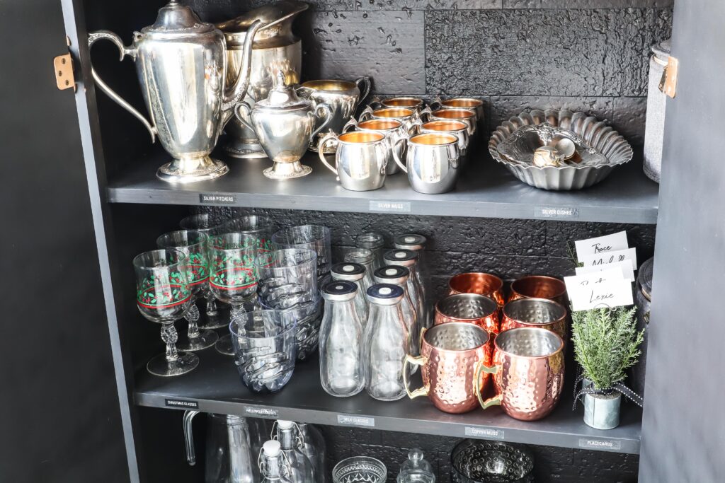 5 Smart Ways To Organise The Mugs & Cups In Kitchen by Archana's