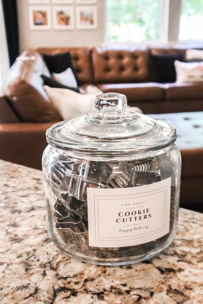https://practicalperfectionut.com/wp-content/uploads/2022/08/store-and-organize-cookie-cutters-in-a-glass-jar-683x1024.jpg
