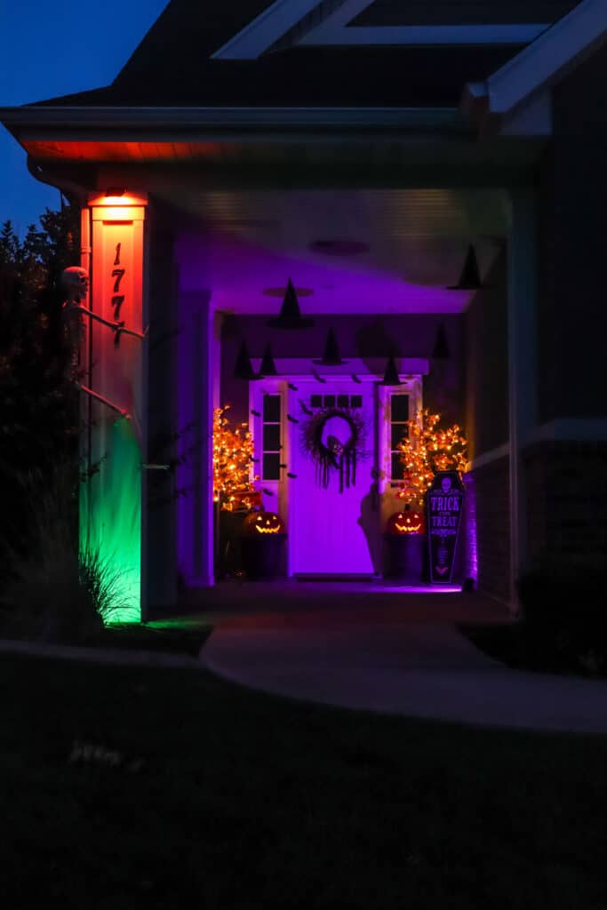 How to Decorate Your Front Porch for Halloween on a Budget: 21 Easy and ...