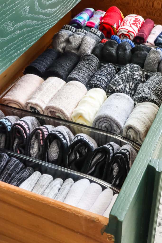 https://practicalperfectionut.com/wp-content/uploads/2022/10/organized-sock-drawer-683x1024.jpg