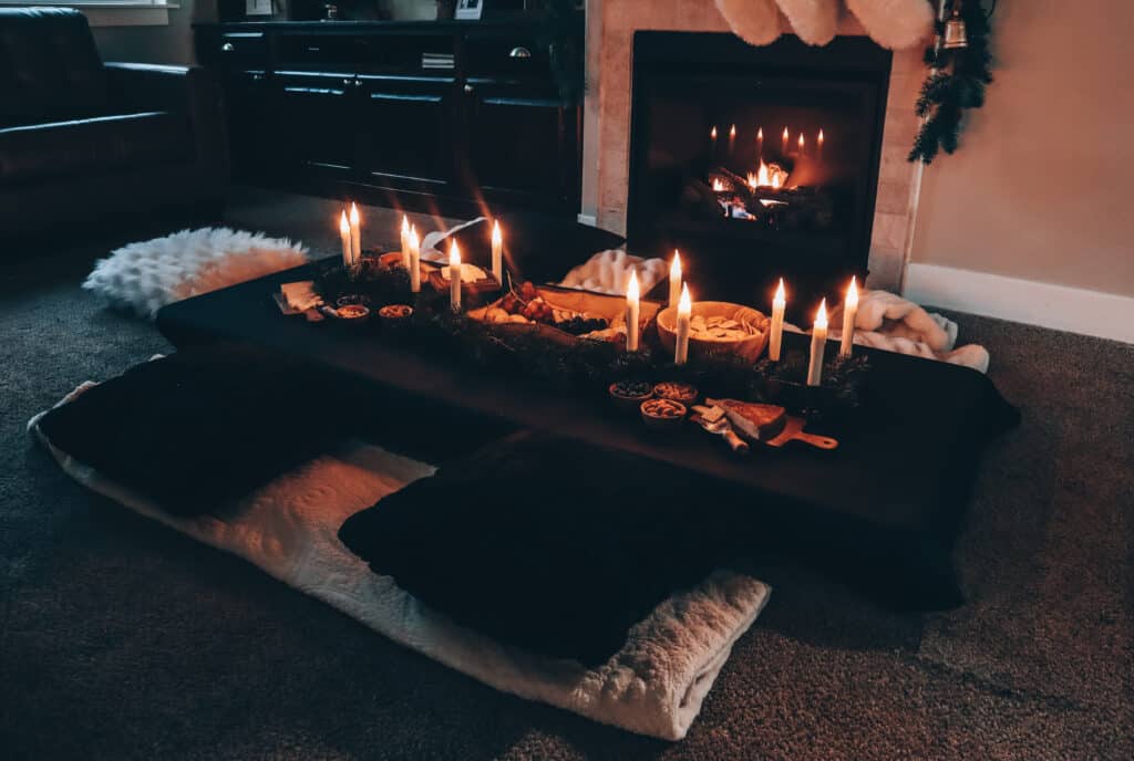 shepherd's dinner table setup