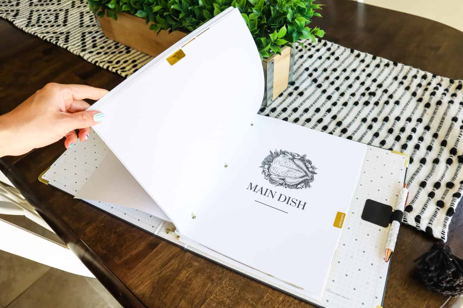 Compile Your Favorite Recipes With These Recipe Book Free Printables ...