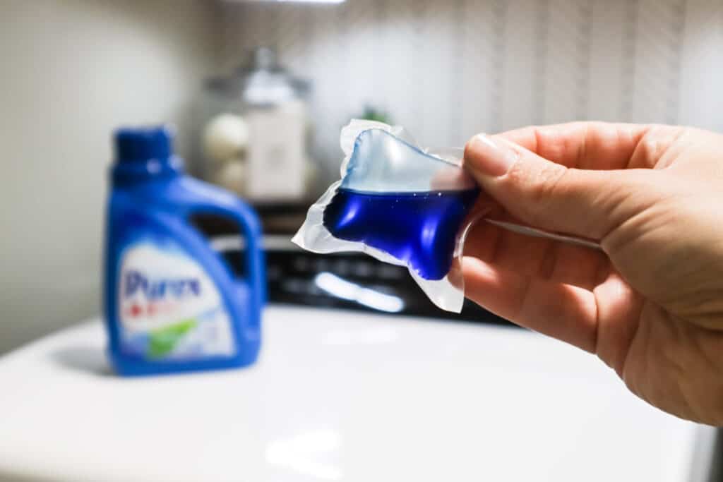 money saving laundry detergent pods